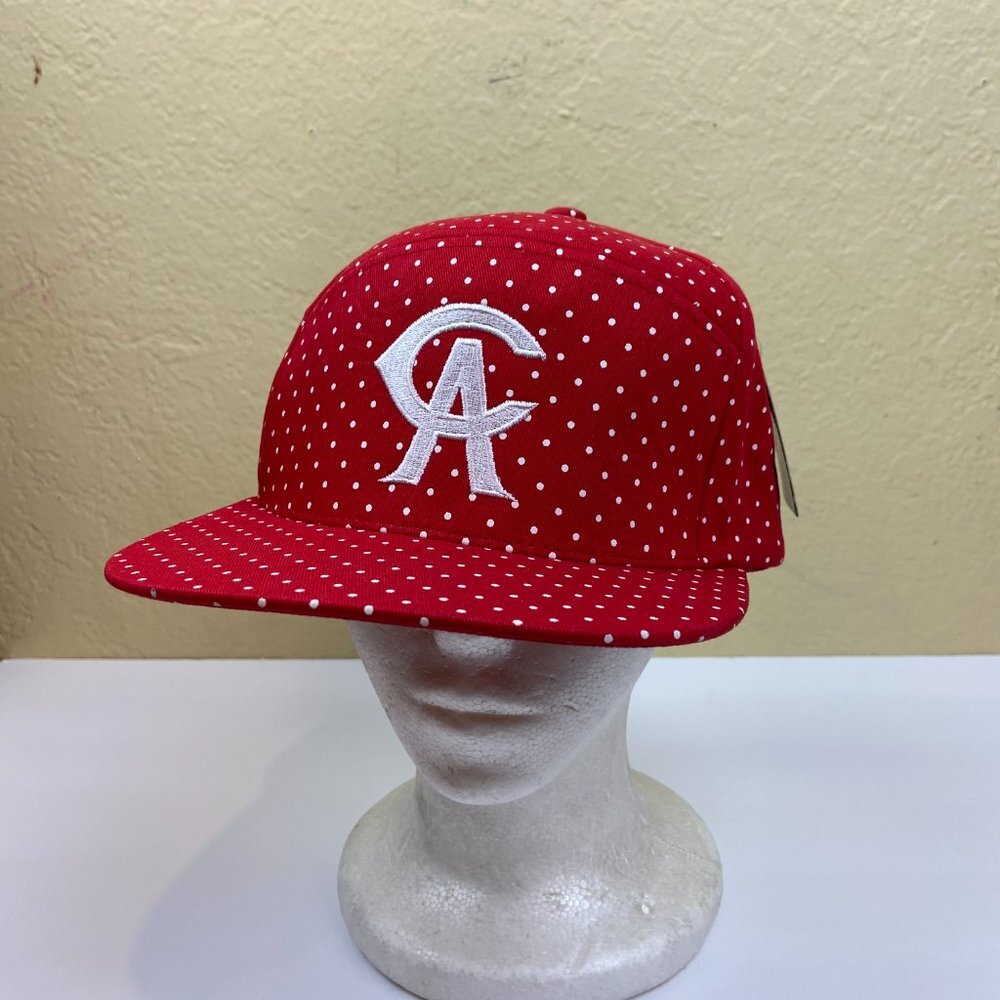 Premium Baseboll Cap  CA Polka Dot
